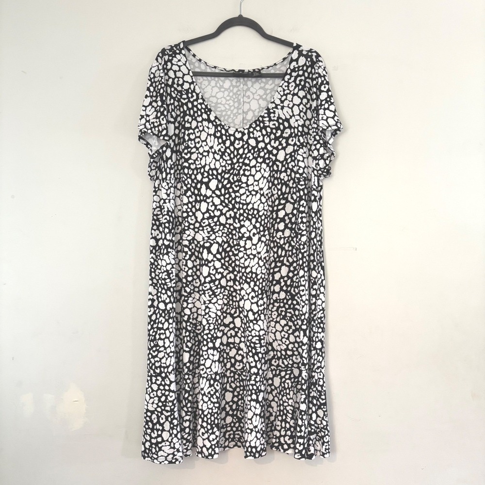 Rachel Zoe 2X Black White Animal Print Short Sleeve Casual Shift Dress‎ Loose